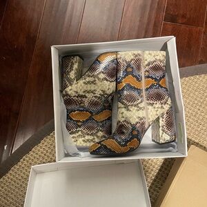 Snakeskin Patterned Ankle Boots